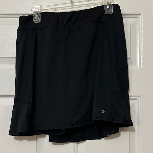 Skirt Sports Jaguar in Black - like new - Picture 1 of 3